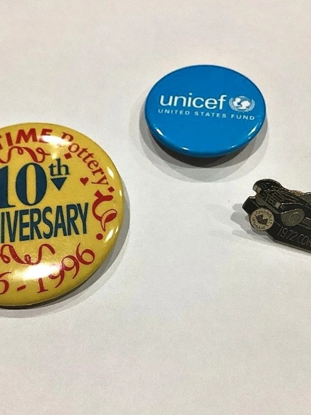Vintage Collectible Pins Set